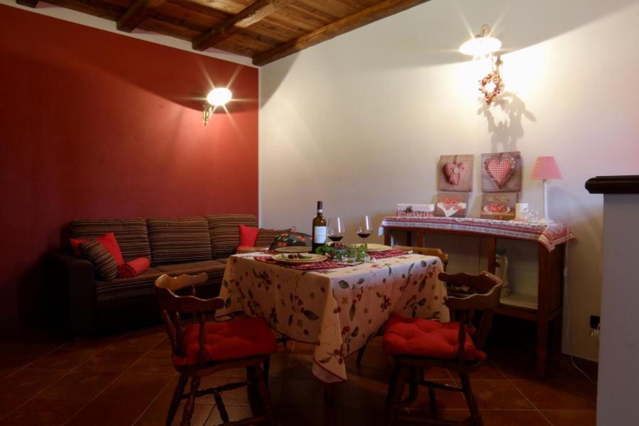 Tre Colline In Langa Villa Bubbio Exterior photo